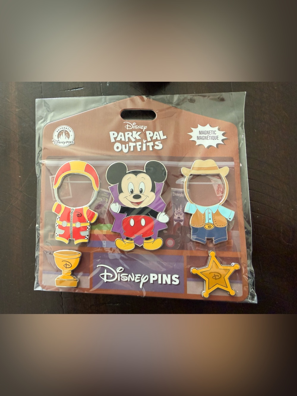 NWT Disney Parks Pin Set Park Pal Mickey Mouse Pin Set